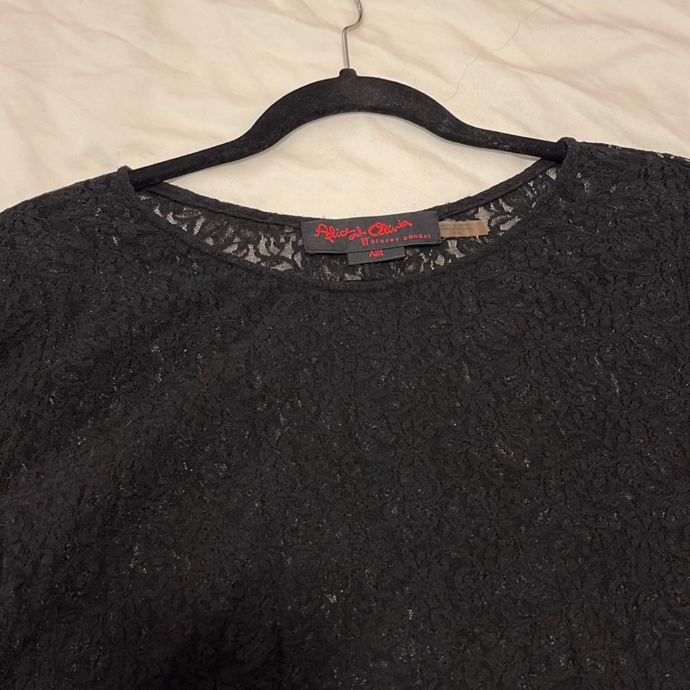 Alice Olivia lace top, M
